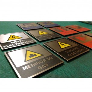 SEÑALETICA ACERO...